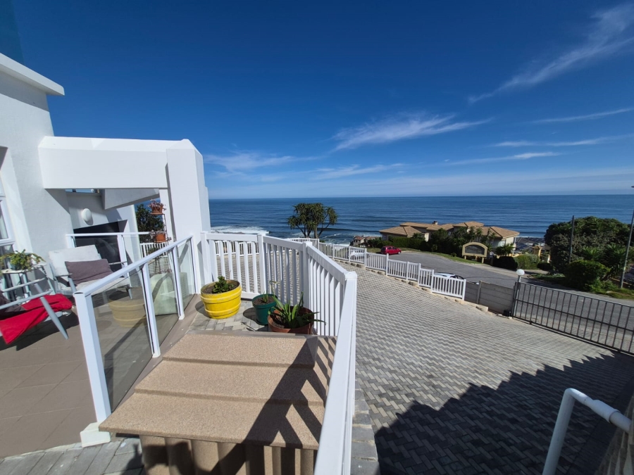 5 Bedroom Property for Sale in Dana Bay Western Cape